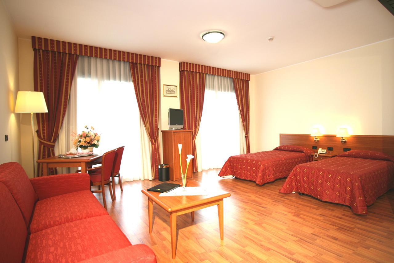 Hotel Executive Meeting & Events Udine Kültér fotó