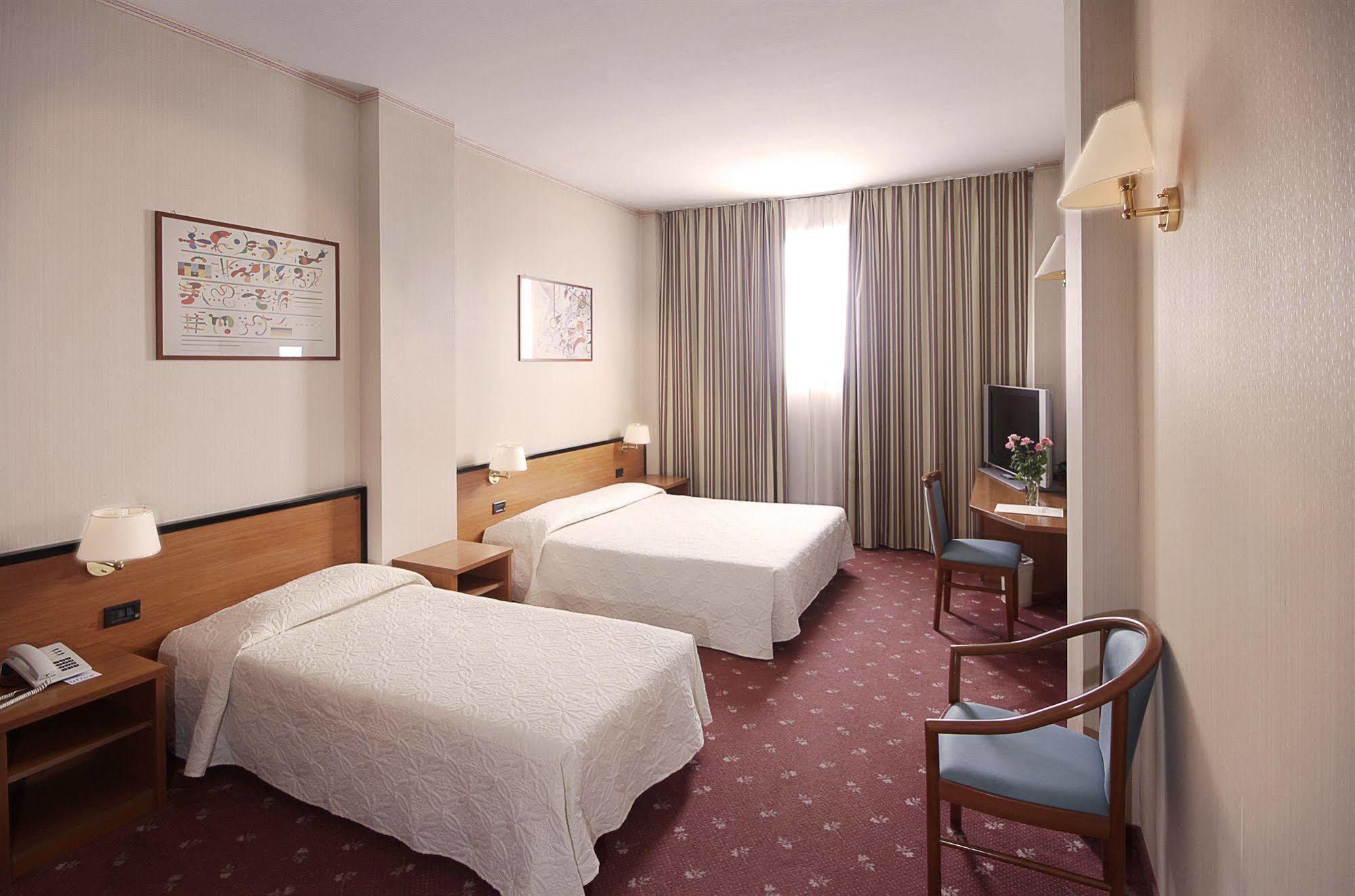 Hotel Executive Meeting & Events Udine Kültér fotó